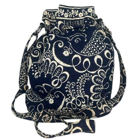 Vera Bradley Emma Bag Twirly Bird Blue White Bucket Drawstring Crossbody Tote - Picture 2 of 14